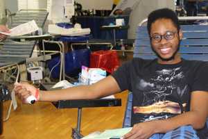 Woodlands High School Participates In Blood Drive