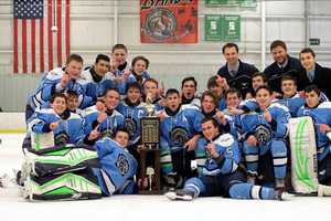 Wayne Valley Hockey Team Wins Mayor's Cup