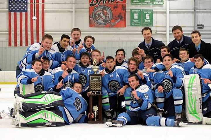 Wayne Valley Hockey Team Wins Mayor's Cup