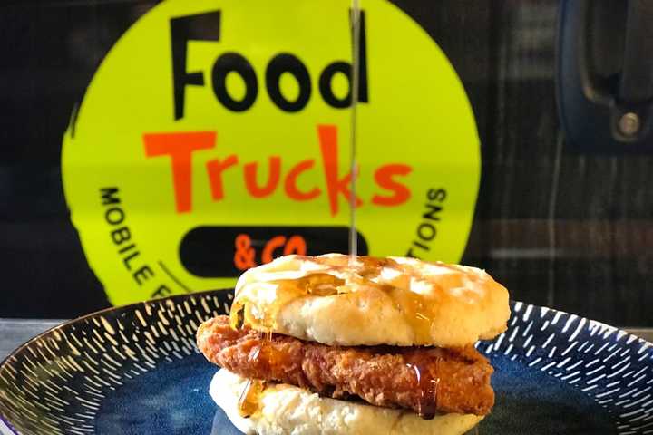 Food Trucks & Co., A Brick-And-Mortar Restaurant With Street-Style Eats, To Serve Cocktails