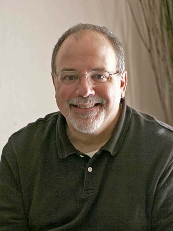 Mahwah Library Hosts Lecture by Photographer