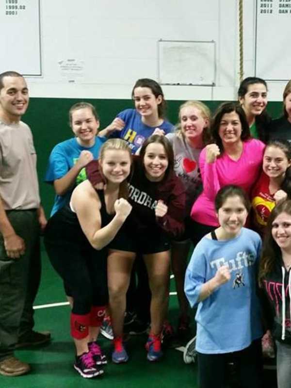 Hillsdale Police Hold Self Defense Classes At High School