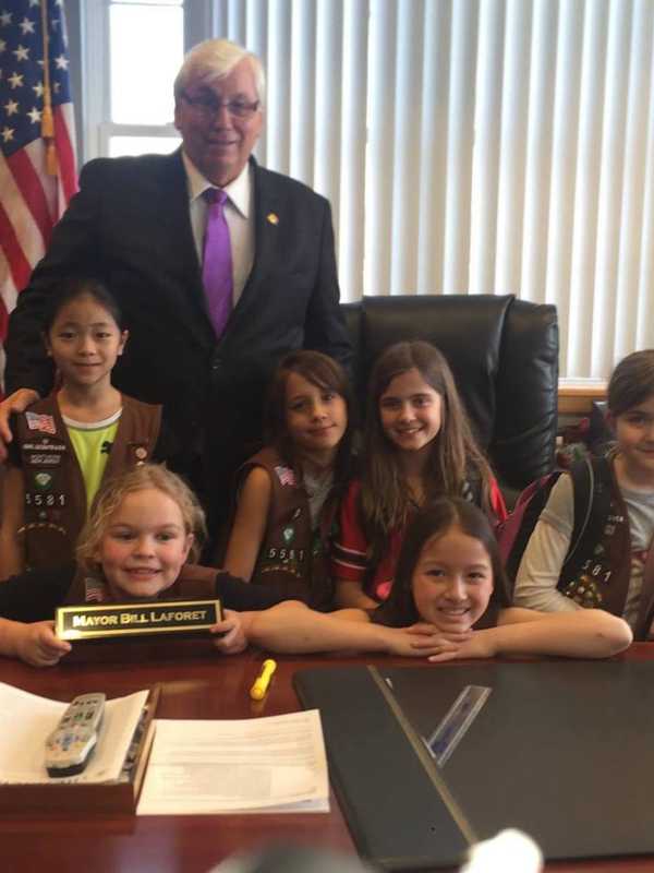 Mahwah Girl Scout Troop Visits Township Hall, Mayor