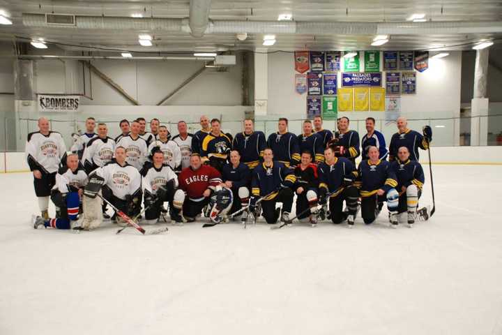 Clarkstown PD Takes On FDNY In Hockey For Local Family