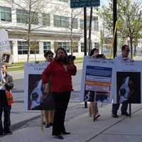 <p>Outside Central Municipal Court in Hackensack.</p>