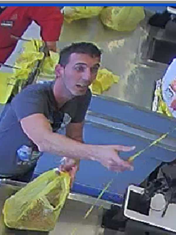 Stamford Police Searching For Man Who Used Cloned Credit Card