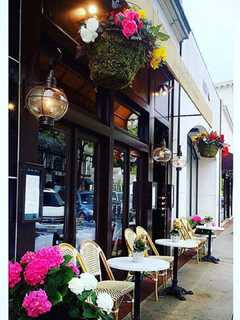 Bronxville's Underhill's Crossing Wins DVlicious Best Brunch In Westchester