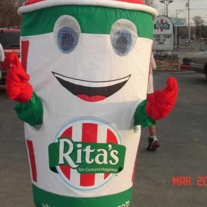 Rita&#x27;s Italian Ice are closing their Hyde Park store.