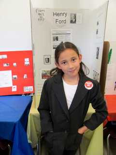 New Rochelle Students Pose As 'Sculptures,' Offer Lessons In History