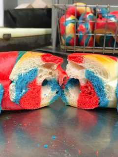 Upper Crust Bagels In Old Greenwich Credits Success To Old World Ways