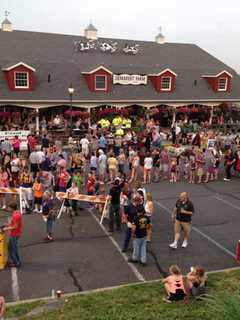 'Sweeten' Your Fall Apple Picking At Demarest Farms In Hillsdale