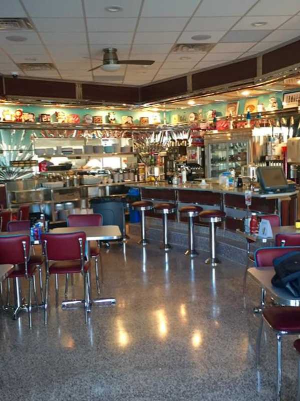 Bronxville's First Diner Offers A Glimpse Of '50s