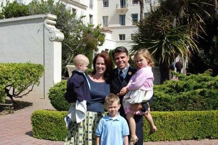Family Of Fallen Yonkers Hero Makes Good On Service Project
