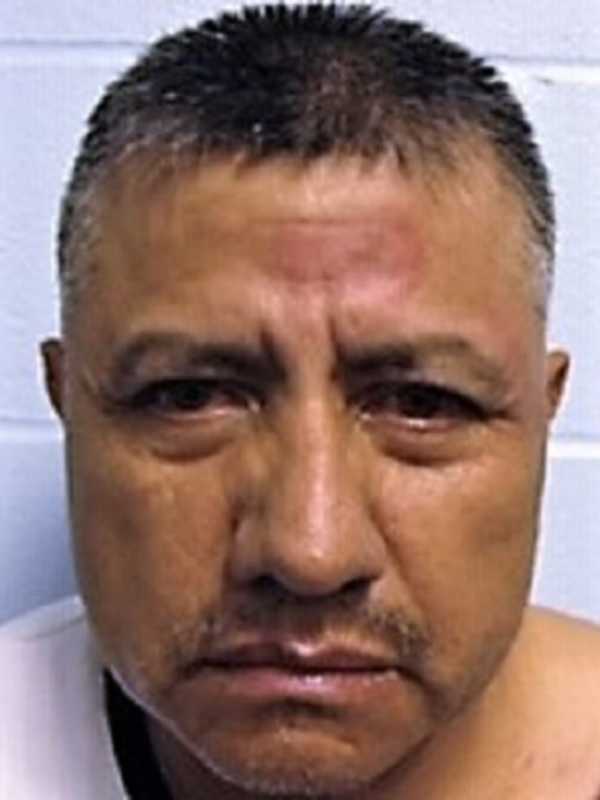 Englewood Police: Neighbor, Children, Officers Rescue Woman Repeatedly Stabbed By Ex-Boyfriend