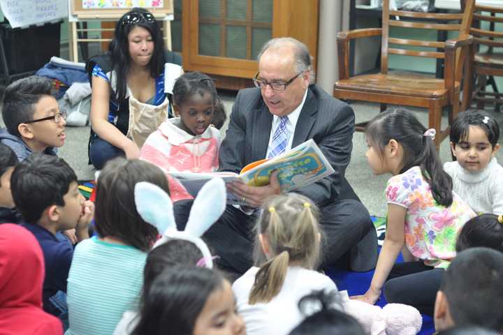 East Rutherford Library Plans Tiny Tots Story Time