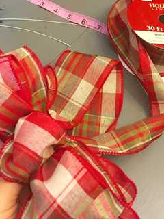 Make Holiday Bows At Wyckoff Farm