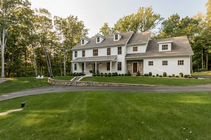 Weston Home Combines The Best Both Of Worlds