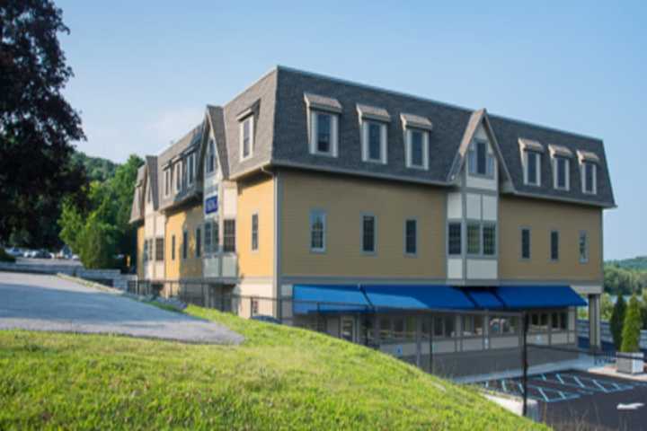 New Physical Therapy Office Opens In Jefferson Valley