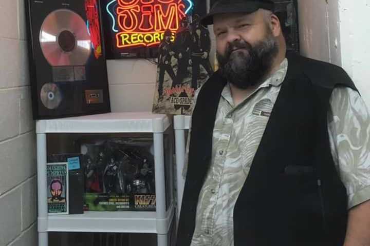Music Lovers Rejoice At Buchanan Record Store