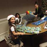 <p>Happy wrapping!</p>