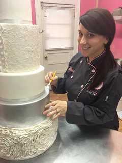 Lyndhurst Mom Takes The Cake With New Career