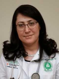 Esty Helps Medical Student Renew Visa To Finish Danbury Residency Program
