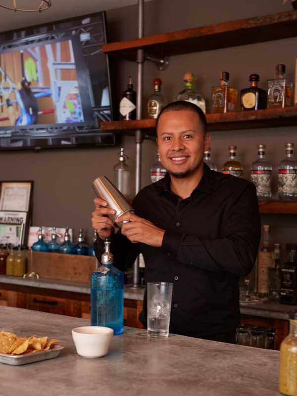 Pelham's Cantina Lobos Heats Up Cinco De Mayo With Games, Specials