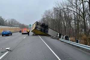 I-95 Northbound Lanes Near Neshaminy Creek Closes After Tractor Trailer Overturns