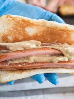 Walter's In Mamaroneck Ranks On ‘America’s Best Hot Dog’ List