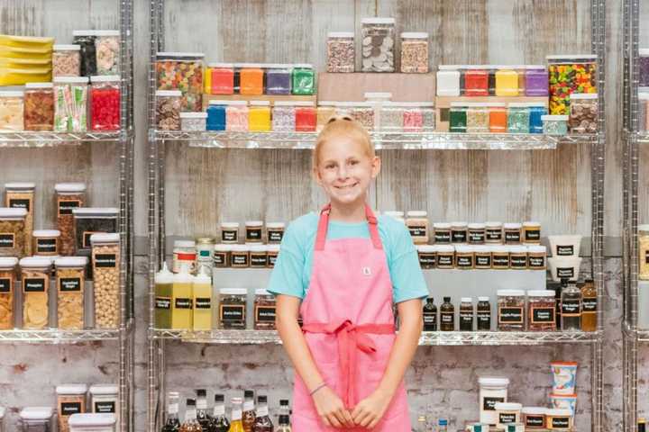 Pennsylvania 10 Year Old Joins Fresh Batch Of Bakers On FoodNetwork's Kids Baking Championship