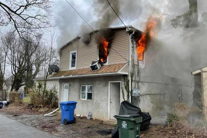 Firefighters Knock Down South Media House Blaze