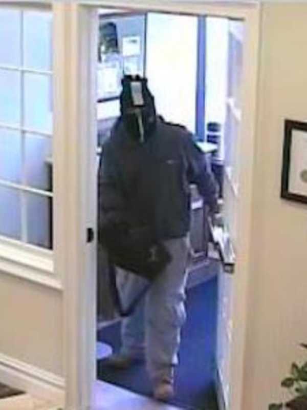 Police: Man Who Robbed Wilton Bank Also Tried To Rob Southport Bank