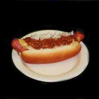 <p>Hot Grill in Clifton specializes in Texas weiners.</p>
