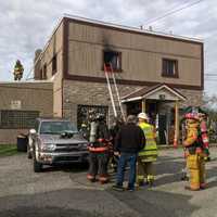 <p>A Good Samaritan and volunteer firefighter showed no hesitation when he rescued a person caught in a blaze above a flea market in Warren County Monday morning.</p>