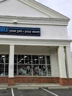 Pamper Your Pet: Grand Opening Set For Saturday For Pet Valu In Bethel