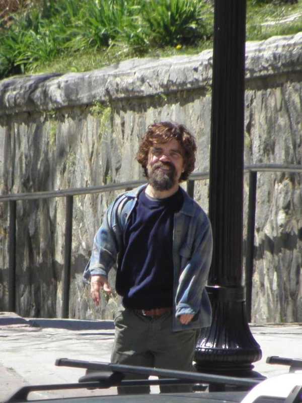Hastings Meets Hollywood: Peter Dinklage & Elle Fanning Film Downtown