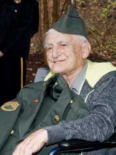 Community Helps Rebuild New Fairfield WWII Veteran's Home