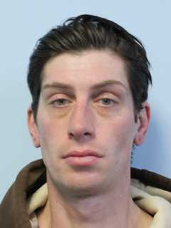 Alert Issued For Suspect On Run In Western Mass