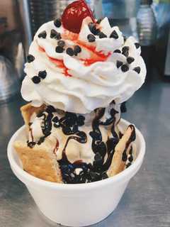 Carmel's Scoops N' More Wins DVlicious 'Best Ice Cream' Second Year In Row