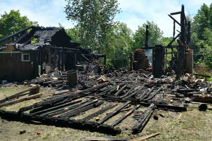 Fire Destroys Putnam Home