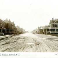 <p>A postcard of the Cochran House from 1910 before it became the White House hotel.</p>