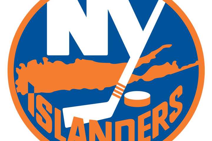 Islanders' Playoff Resurgence Sparks LI Pride As Second Round Of Playoffs Gets Underway