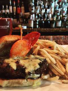 DVlicious: The Bullroom In Middletown 'Beefs It Up' By Putting Local First