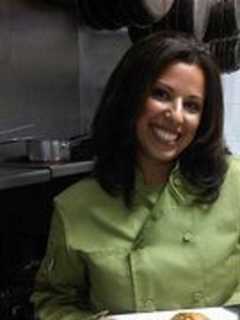 'Healthy Lady Chef' Angela Rivera Teaches Cooking Class For Sparkill Kids