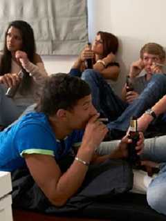 'Hidden In Plain Sight' Shows The Red Flags Of Possible Teen Drug Use