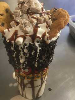 Joe's Dairy Bar In Hopewell Junction Wins DVlicious Best Ice Cream Contest