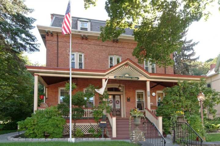 Enjoy Some Home Cooking In Haverstraw At Bricktown Inn