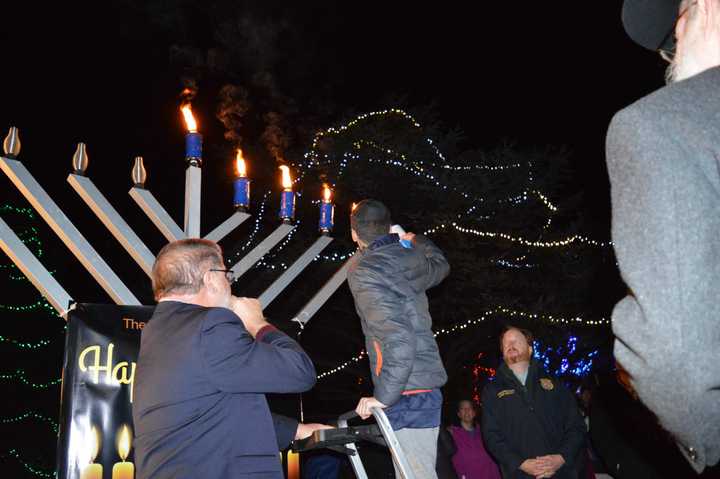 Wayne held its annual menorah lighting ceremony on Tuesday evening.