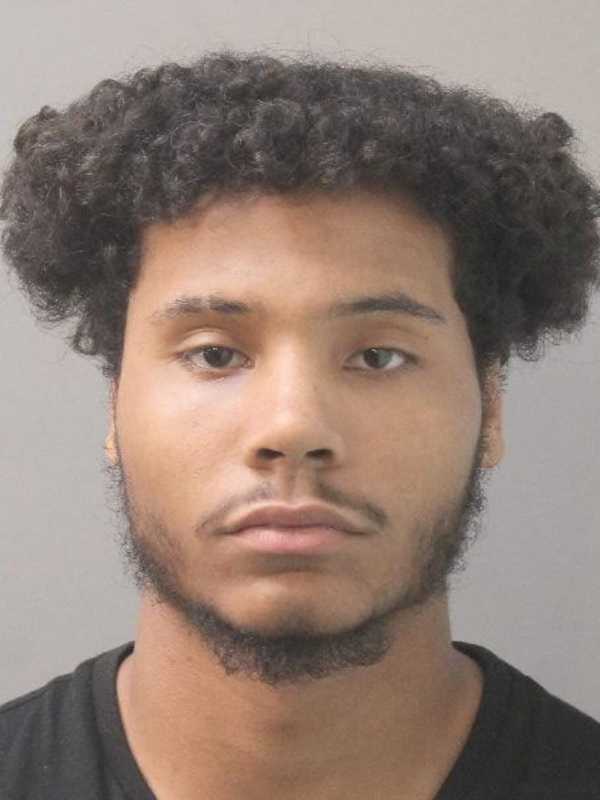 Teen Trio Nabbed For Nassau County Motel Robbery, Police Say