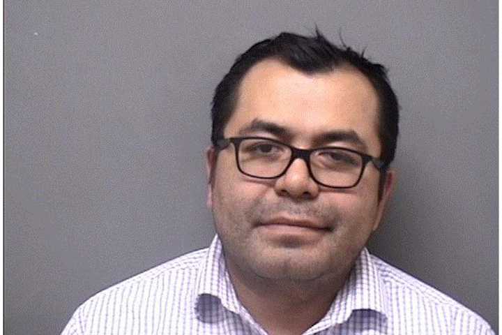 Swerving Stamford Motorist With Malfunctioning Brakelight Under Influence, Darien Police Say
